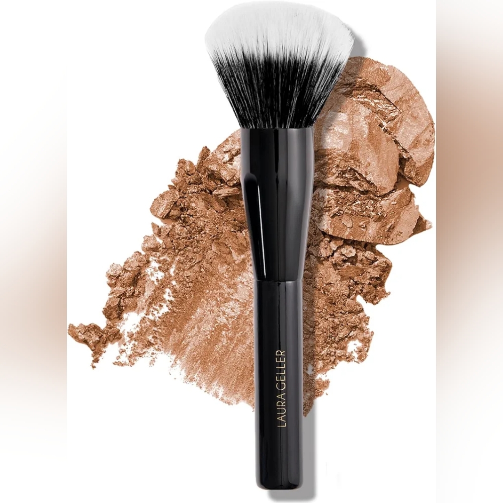Laura Geller Makeup Brush